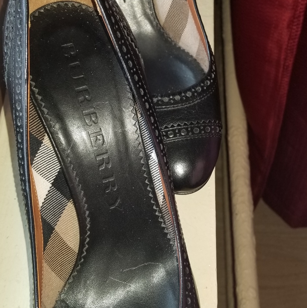 Shoes - Picture 8 of 8